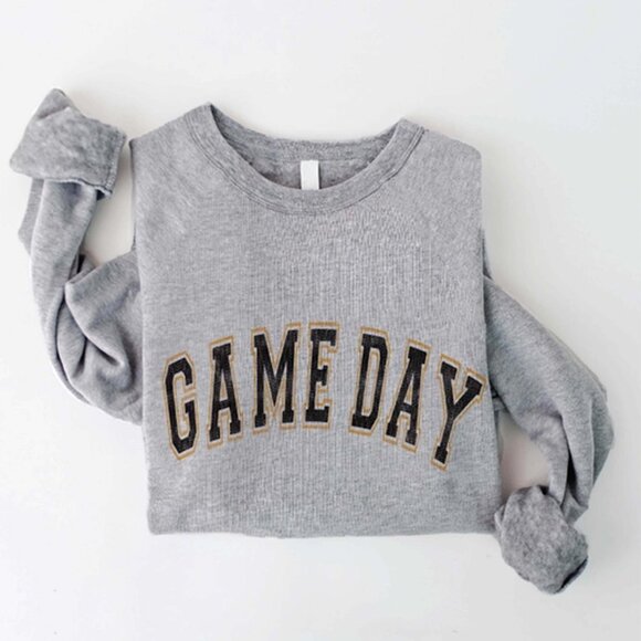 Game Day Black/Gold Oversized Graphic Sweatshirt | Women's Fall Fashion - Picture 1 of 4